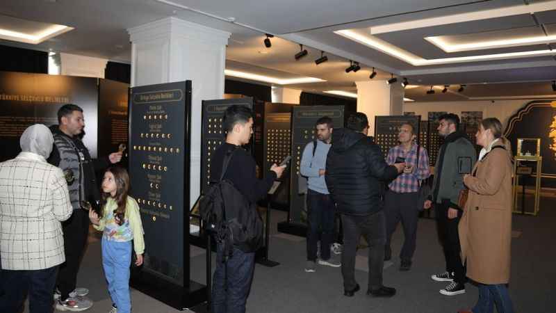 Konya'da Darü'l-Mülk Sergi Sarayı büyük beğeni topladı