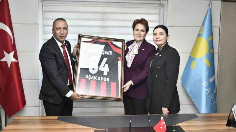 İYİ Parti Genel Başkanı Akşener il teşkilatını ziyaret etti