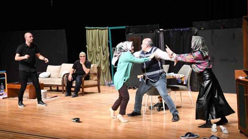 Tiyatro oyunuyla uyuşturucuyla mücadele Tiyatro oyunuyla uyuşturucuyla mücadele