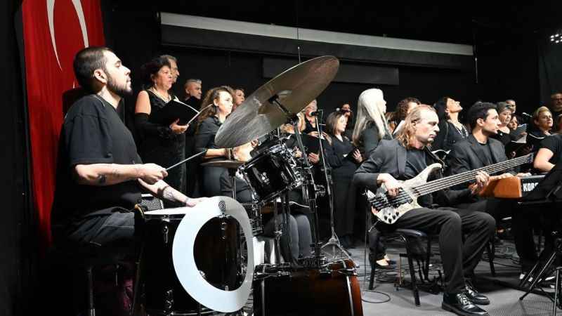 Kemer Belediyesi, Barış Manço'yu unutmadı