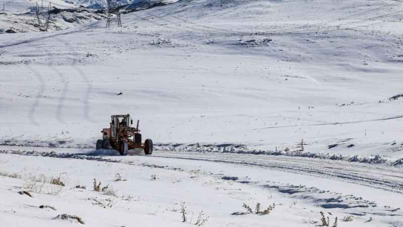 Van’da 272 yerleşim yerinin yolu ulaşıma kapandı