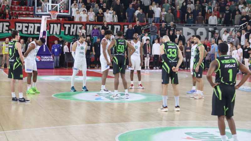 P. Karşıyaka evinde Tofaş'ı mağlup etti: 98 - 71