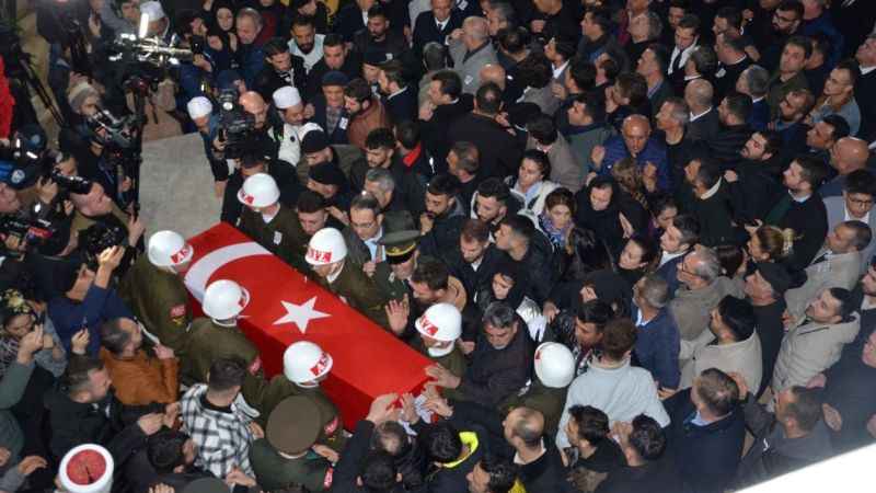 Şehit Enes Budak gözyaşları içinde defnedildi