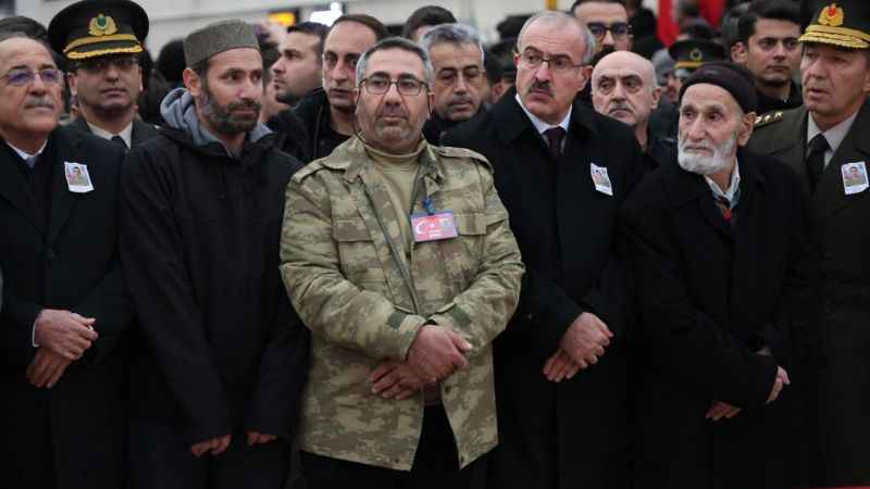 Şehit babasından duygulandıran sözler: "Mevla verirken sevindirdi, alırken sevindirdi"