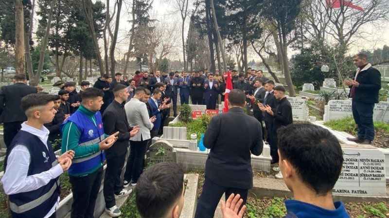 Ahmet Arvasi Hoca rahmet ve dualarla anıldı