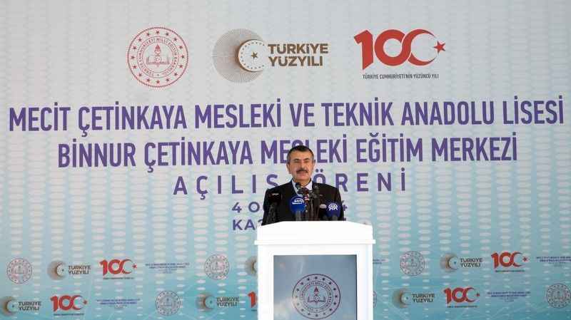 Bakan Tekin'den meslek liseleri ve meslek eğitim merkezleri ile ilgili açıklama 