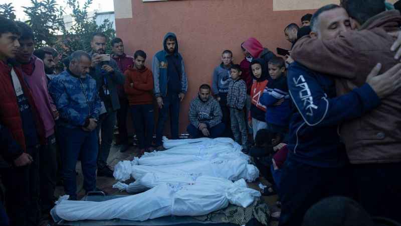 Gazze Şeridi’ne saldırılar devam ediyor: 37 ölü