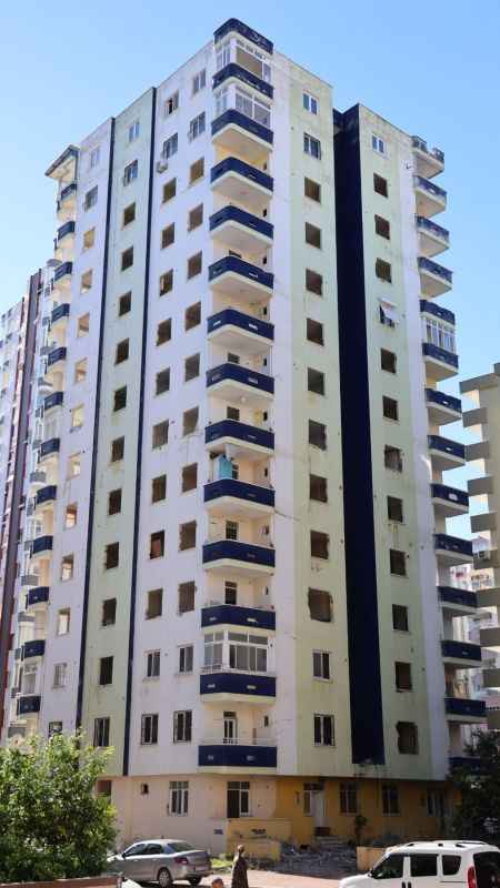 Tutuklanan müteahhitin diğer binasına da yıkım kararı!