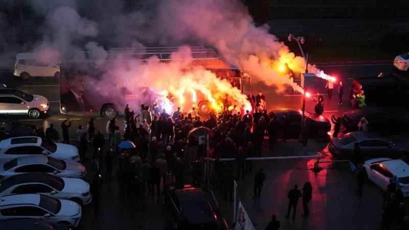 Çarşamba Belediye Başkanı Halit Doğan, Samsun'a gelişinde coşkuyla karşılandı