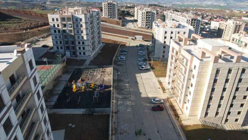 Toplu konutlar depremzedelere yuva oldu