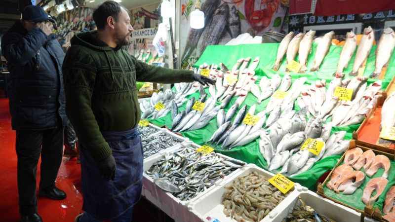 Kar yağışı ve fırtına balık fiyatlarını etkiledi