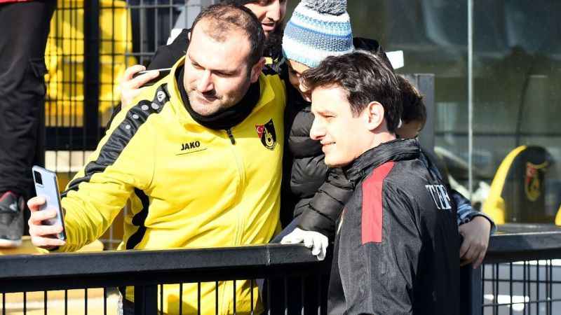 Halil Umut Meler 34 gün sonra maç yönetti