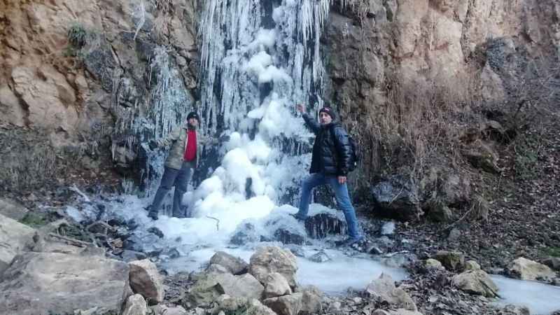 Amasya’da hava sıcaklığı eksi 6 dereceye inince Su Atan Şelalesi buz tuttu