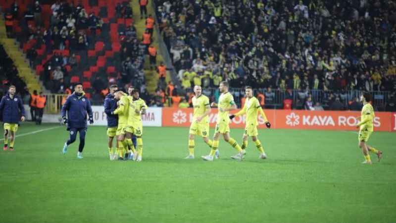 İrfan Can Kahveci Fenerbahçe'de 11. golünü attı