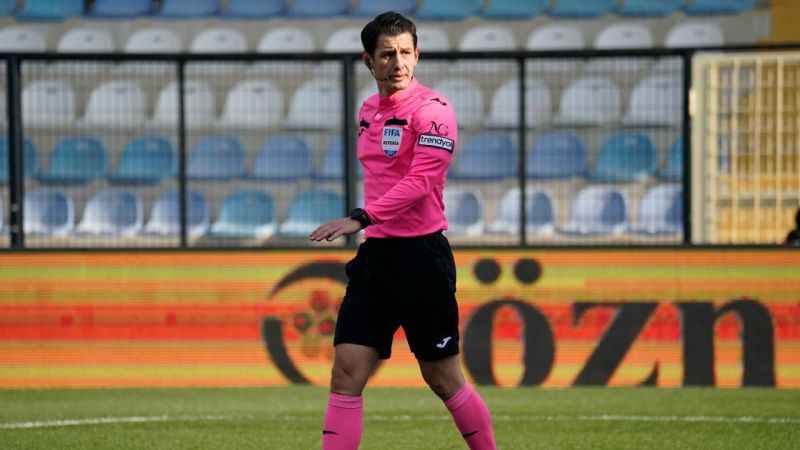 FIFA kokartlı hakem Meler, UEFA Elit Hakemler Semineri'ne katılacak