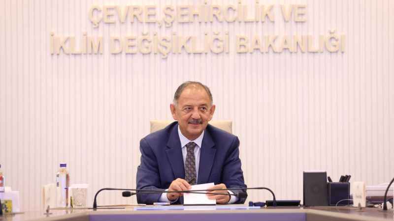 Bakan Özhaseki: “Devlet millet el ele İstanbul’umuzu yeniliyoruz”