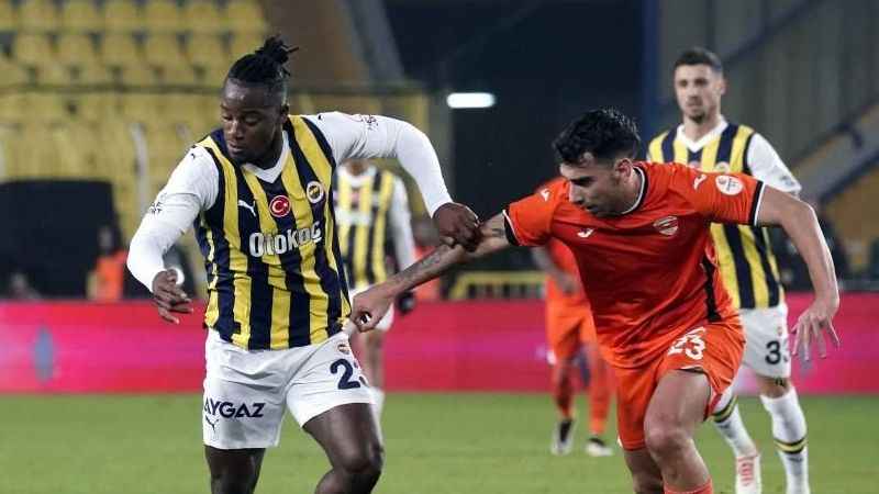 Maçın yıldızı 4 gol atan Michy Batshuayi 