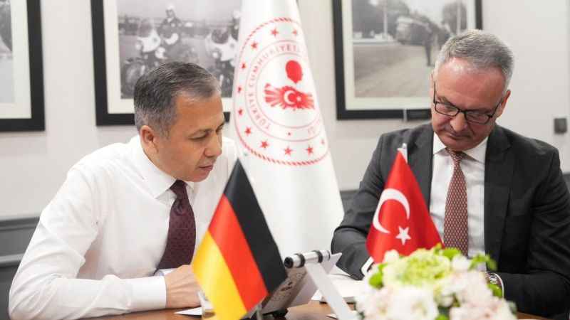 Bakan Yerlikaya, Alman mevkidaşı ile telefonda görüştü