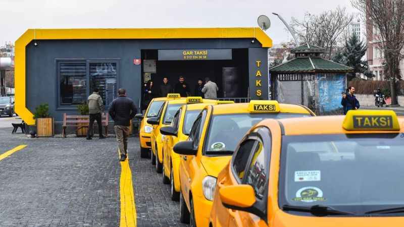 Ankara'da taksi durakları yenileniyor