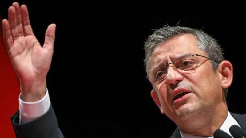 CHP Genel Başkanı Özel: "Bozdukları parametreleri düzeltmeliyiz"