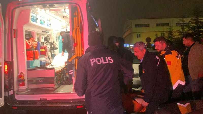 Bileğini kestiği fotoğrafı yollayınca polis harekete geçti