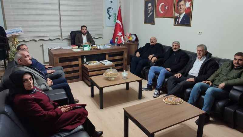 Gelecek Partisi'nde toplu istifa