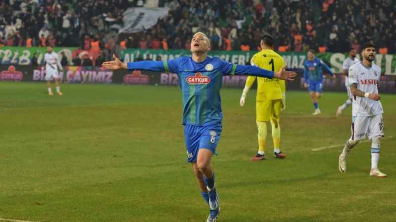 Çaykur Rizespor, Trabzonspor'u mağlup etti