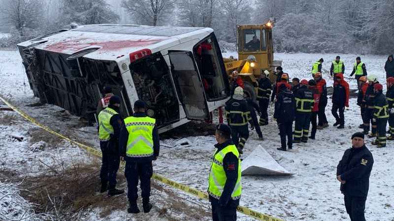 Kastamonu'da otobüs devrildi: 6 ölü 33 yaralı