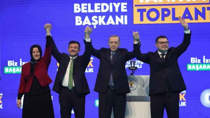 Cumhurbaşkanı Erdoğan, İzmir ilçe adaylarını tanıttı