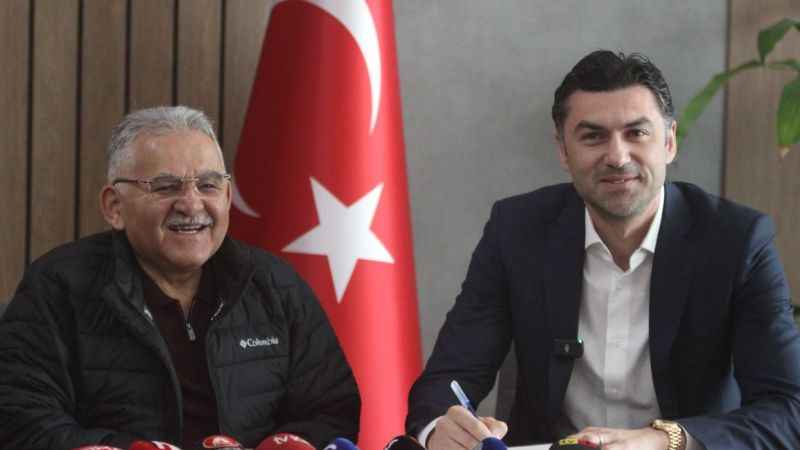 Burak Yılmaz, Kayserispor'a imzayı attı