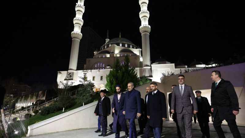 Bakan Fidan, Arnavutluk’ta Namazgah Camii'ni ziyaret etti