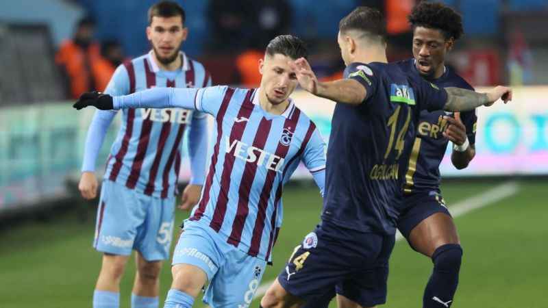 Trabzonspor ilk yarıyı önde kapattığı maçı kaybetti