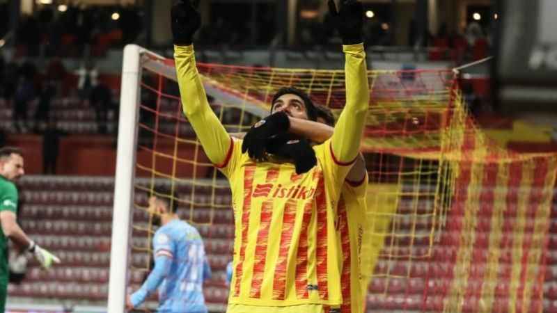 Kayserispor'un transfer tahtası açıldı