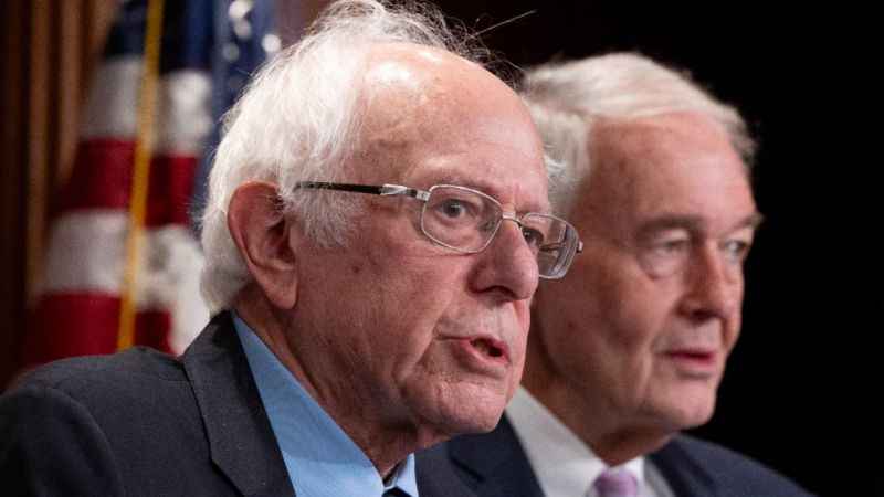 Sanders: UNRWA’ya yönelik yardımlar yeniden başlatılmalı