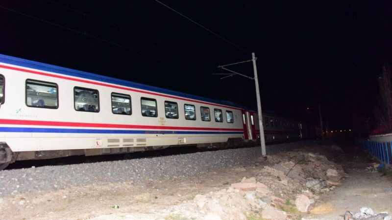 Doğu Ekspres demiryolu ulaşıma kapandı