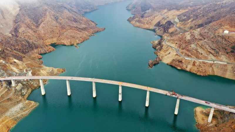 Yusufeli’nde iki yaka birleşti