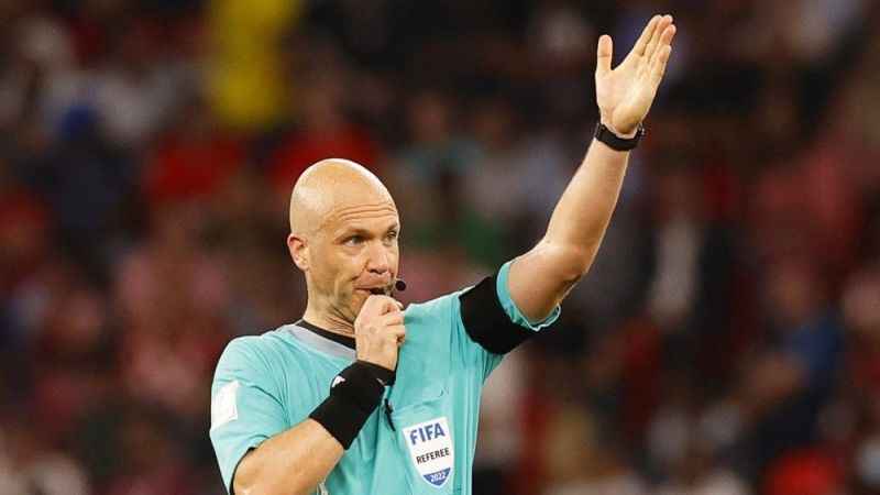 Galatasaray'a İngiliz hakem