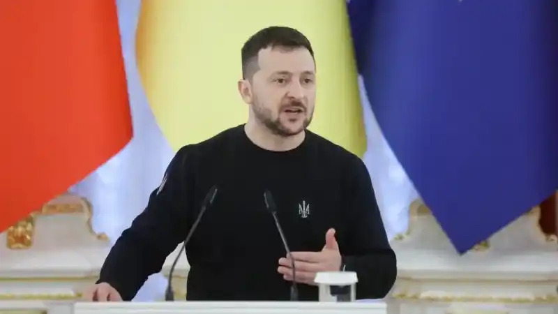 Zelenskiy: “ABD yardımları olmazsa Ukrayna güçleri geri çekilmek zorunda kalacak”