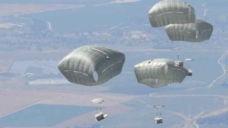 Ürdün, Gazze'ye havadan yardım paketleri bıraktı