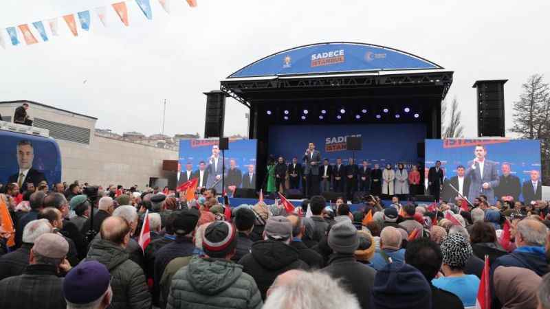 İBB Başkan Adayı Kurum: "‘İsrafı bitirdik’ dedikleri işlere 175 milyon lira tabelalara reklam vermek suretiyle harcadılar”