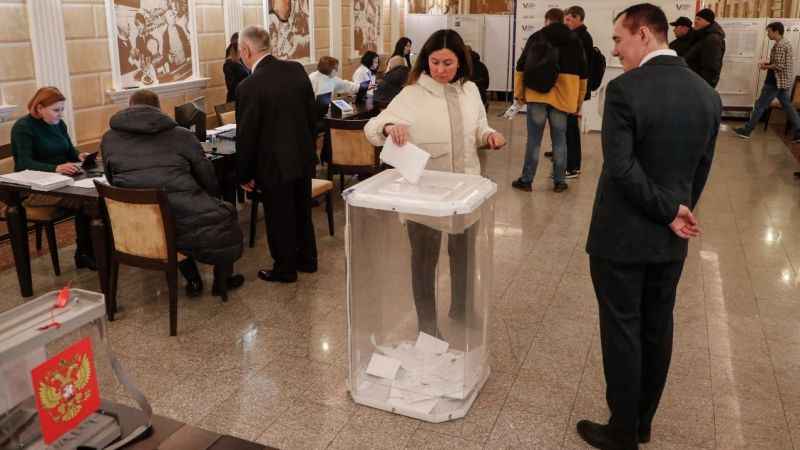 Rusya’da halk devlet başkanlığı seçimi için sandık başında