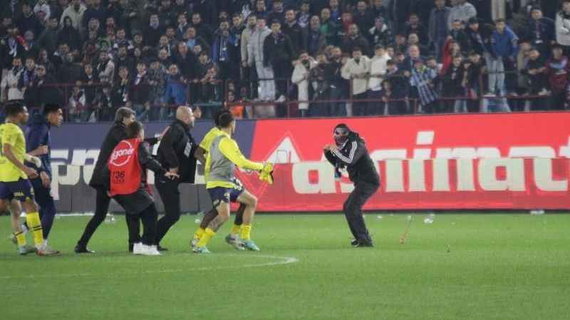 Trabzonspor - Fenerbahçe maçında yaşanan olaylarla ilgili 12 kişi gözaltına alındı