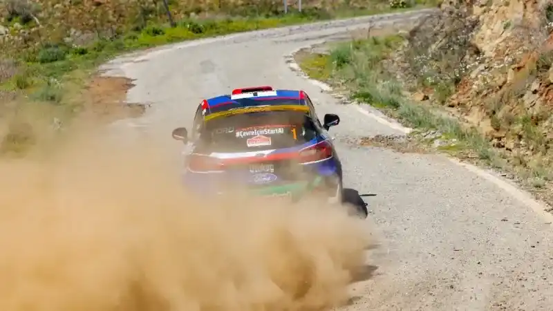 Ege Rallisi ikinci gün yarışları tamamlandı