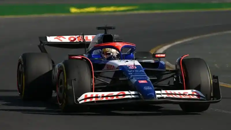 Avustralya Grand Prix'sini Carlos Sainz kazandı