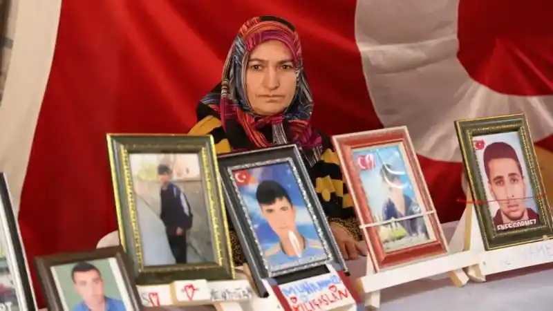 Diyarbakır anneleri evlatlarının yolunu umutla gözlüyor