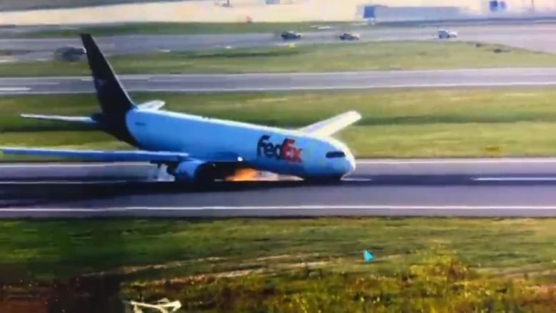 İstanbul Havalimanı’nda Fedex Havayolları’na ait kargo uçağı kazasının meydana geldiği pist uçuşlara kapatıldı