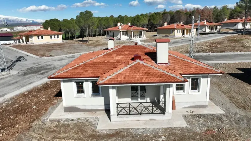 Depremden sonra köyler yeniden kuruluyor