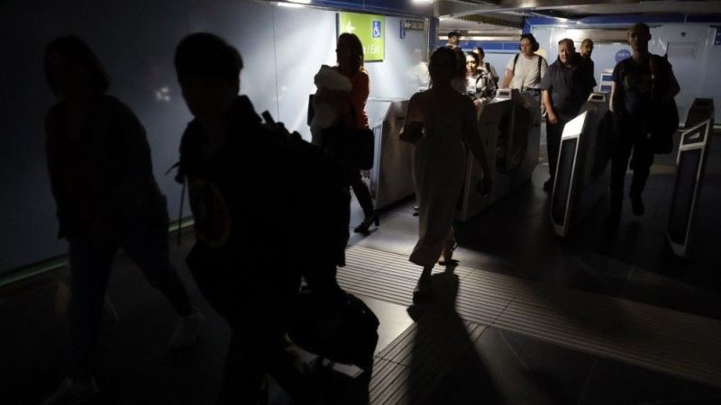 İspanya ve Portekiz karanlığa gömüldü