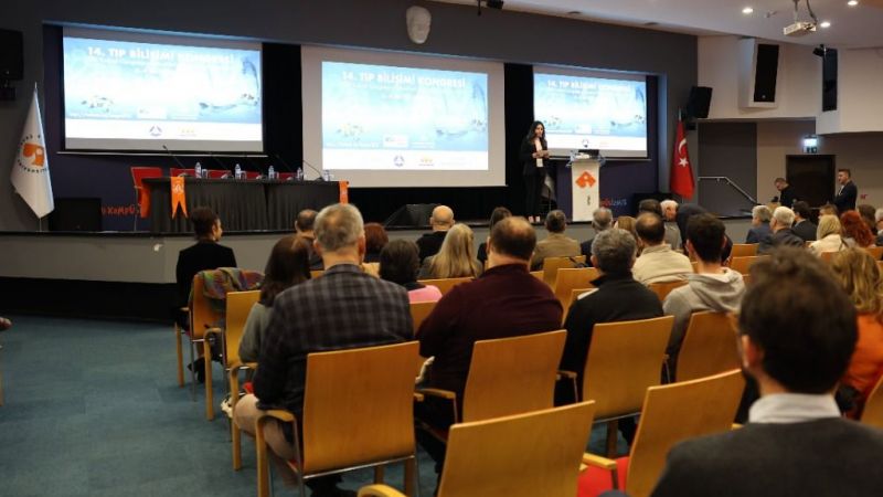 İzmir’de 3 Günlük ‘Tıp Bilişimi’ Zirvesi