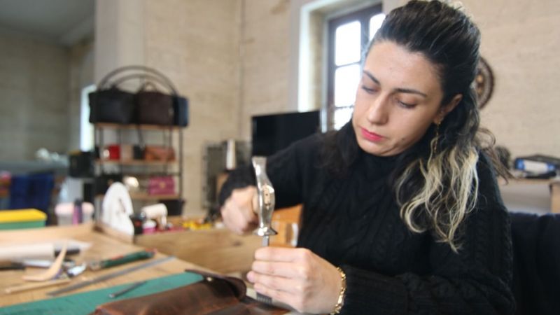 Ahi Evran'ın Mesleğini Sürdürüyor